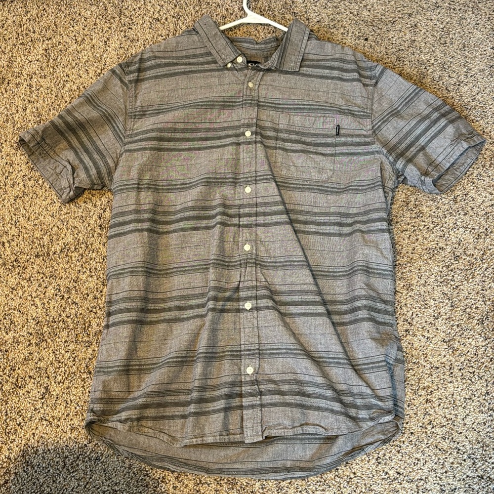 O'Neill Men's short sleeve button up shirt